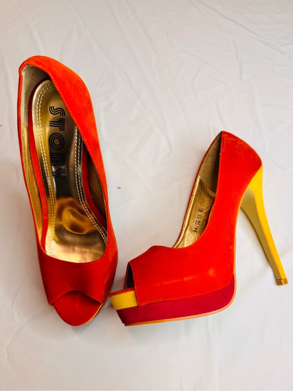 AWESOME Story Paige Platform Stiletto 5.5" High Heels Peep Toe 8.5 Orange yellow